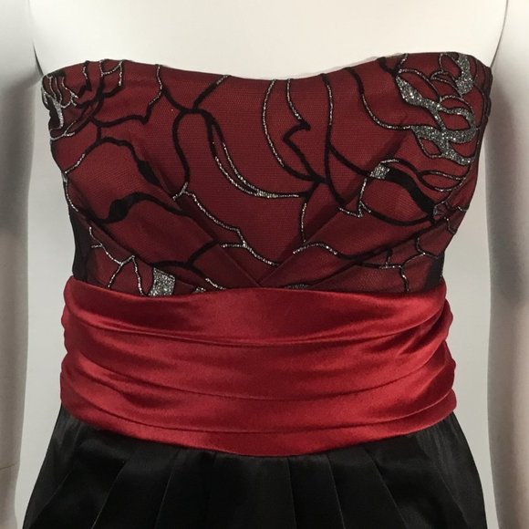 Eclipse Strapless Satin Dress - Picture 3 of 5